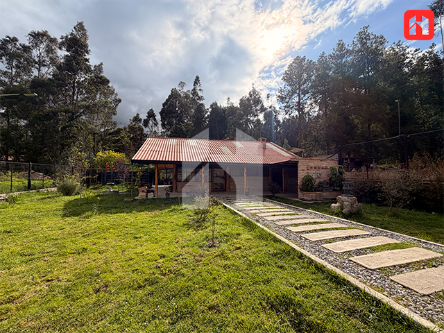 Arriendo casa con amplio espacio verde en Cuenca – Sector Rio Amarillo (AR4081)