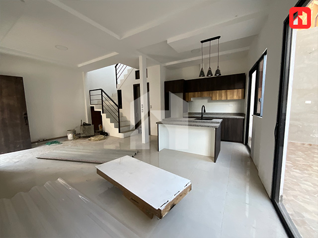 Vendo casa rentera en Cuenca sector Basílica (CC4124)