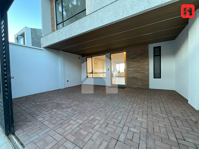 Vendo casa moderna en Cuenca – EMOV MISICATA (CV3906)