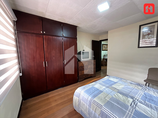 Vendo casa rentera en Cuenca – sector Unidad Nacional (CV4129)