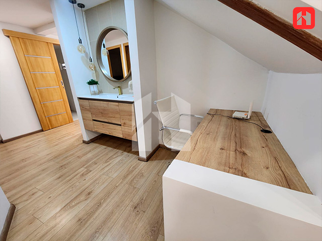 Arriendo departamento amoblado en Cuenca sector Av. Solano (AR4090)