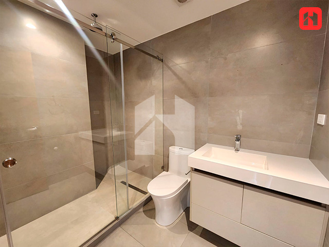 Rento hermoso departamento amoblado en Cuenca – Sector Puertas del Sol (AR4109)