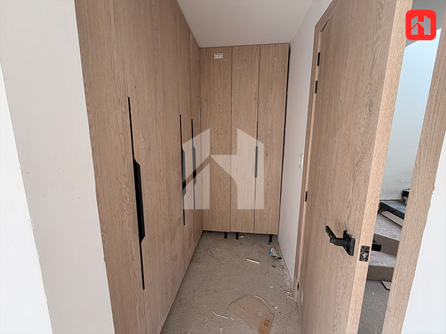 Proyecto Inmobiliario de Lujo en Cuenca – Calle Roma (CV3826)