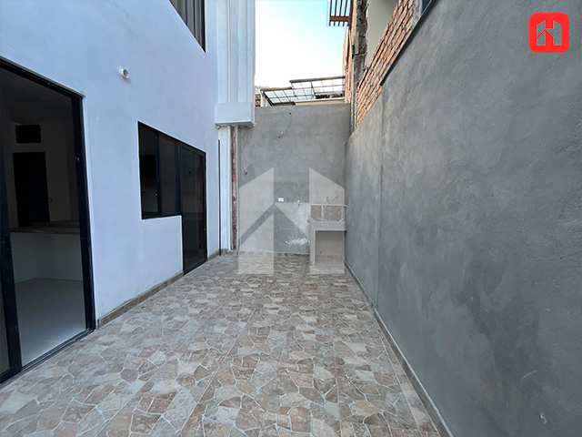 Vendo casa rentera en Cuenca sector Basílica (CC4124)