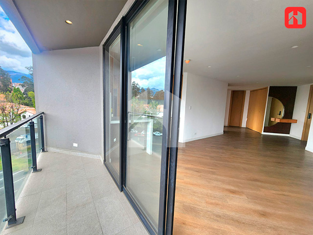 Rento hermoso departamento amoblado en Cuenca – Sector Puertas del Sol (AR4109)