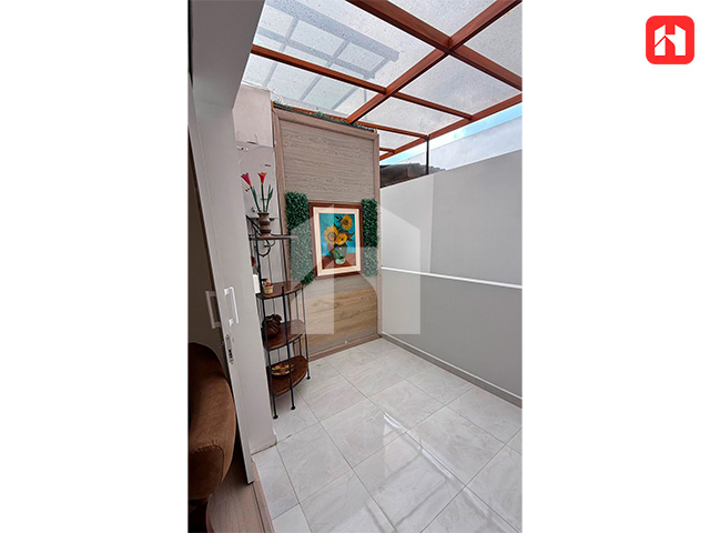 Rento hermosa suite amoblada en Cuenca – Sector Colegio La Salle (AR4111)