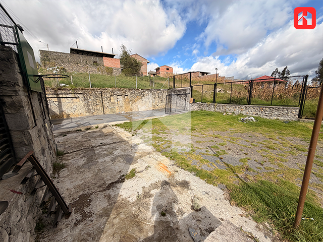 Arriendo casa con amplio espacio verde en Cuenca – Sector Rio Amarillo (AR4081)