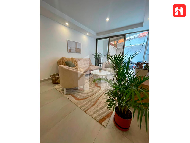 Rento hermoso departamento amoblado en Cuenca – Sector Puertas del Sol (AR4104)