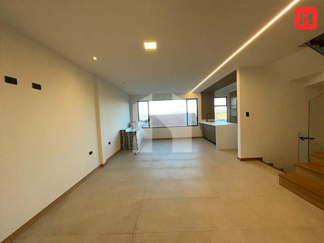 Vendo casa moderna en Cuenca – EMOV MISICATA (CV3906)