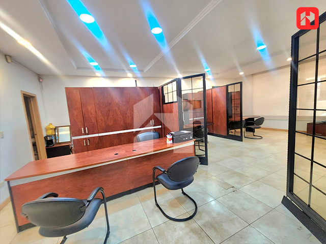Arriendo oficina en Cuenca – Sector Ordóñez Lasso (AR4087)