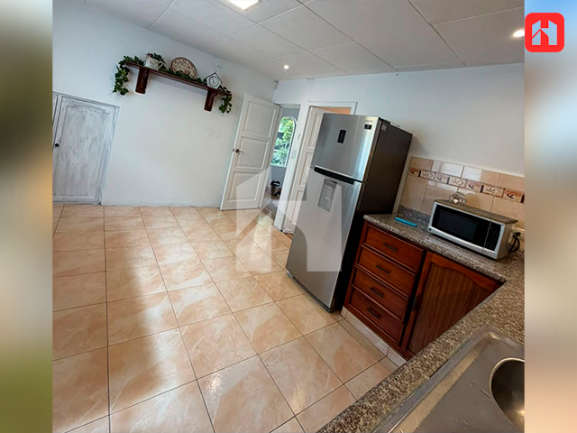  ARRIENDO CASA EN CUENCA– SECTOR ORDÓÑEZ LASSO (AR4089)