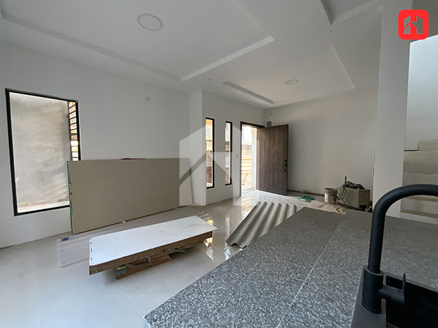 Vendo casa rentera en Cuenca sector Basílica (CC4124)