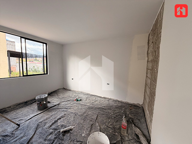 Vendo casa en Cuenca – Sector Baños – Huizhil. Aplica al crédito Miti Miti(CV4094)