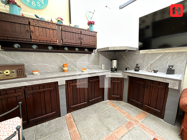 Vendo casa rentera en Cuenca – sector Unidad Nacional (CV4129)