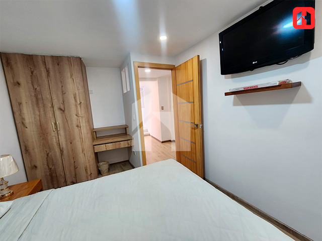 Arriendo departamento amoblado en Cuenca sector Av. Solano (AR4090)