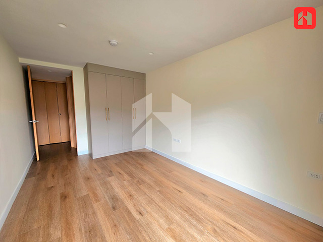 Rento hermoso departamento amoblado en Cuenca – Sector Puertas del Sol (AR4109)
