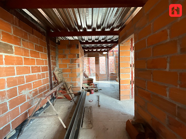 Vendo casa rentera en Cuenca sector Basílica (CC4123)