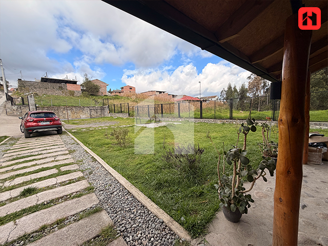 Arriendo casa con amplio espacio verde en Cuenca – Sector Rio Amarillo (AR4081)