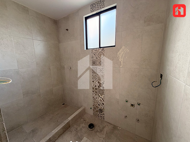 Vendo casa en Cuenca – Sector Baños – Huizhil. Aplica al crédito Miti Miti(CV4094)
