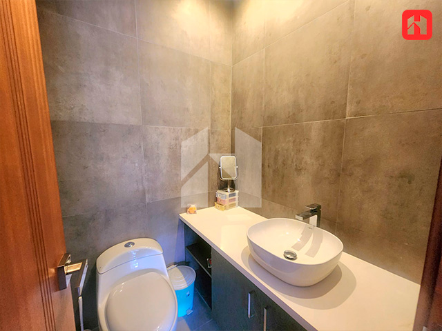 Rento hermosa suite amoblada en Cuenca – Sector Puertas del Sol (AR4106)
