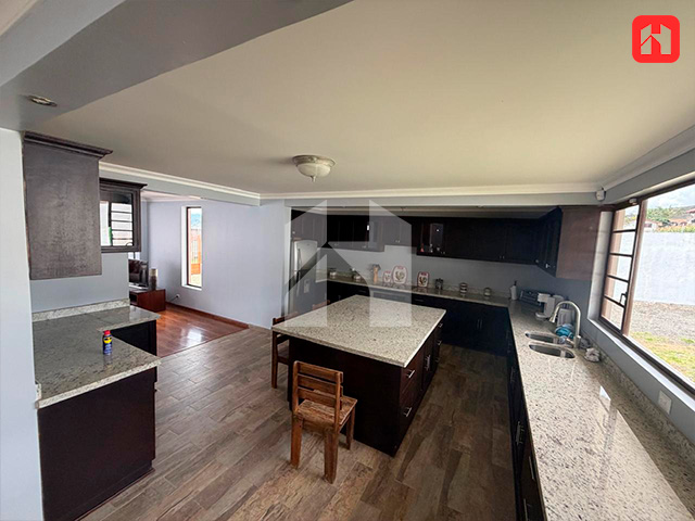 Vendo casa en Cuenca – Sector Challuabamba – El Tablón(CV4122)