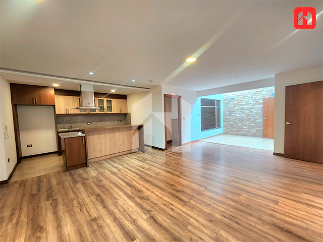 Rento departamento en Cuenca – Sector Primero de Mayo. (AR4150)