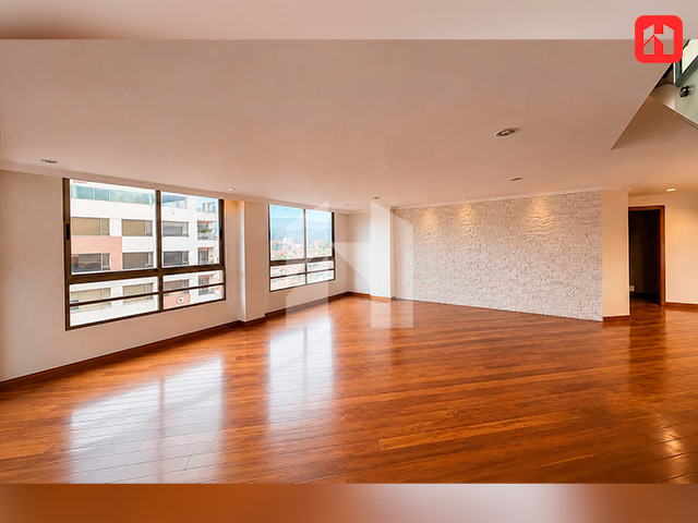 Rento departamento dúplex en Cuenca – Sector Av. Solano (AR4156)