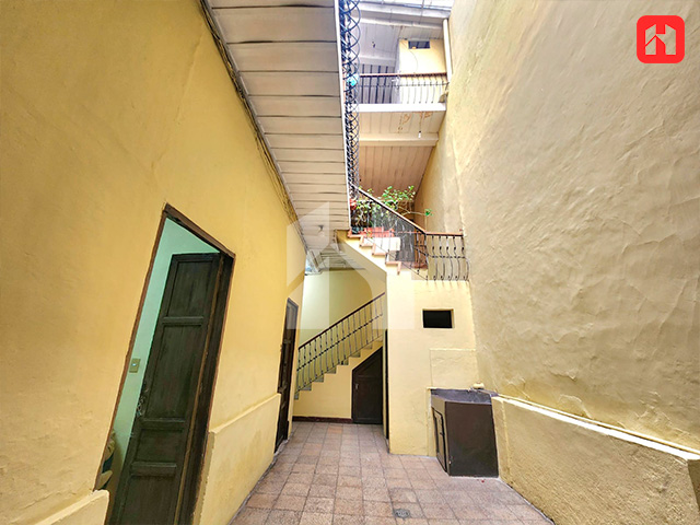 Vendo Casa Comercial en Cuenca – Sector Centro Histórico (CC4138)