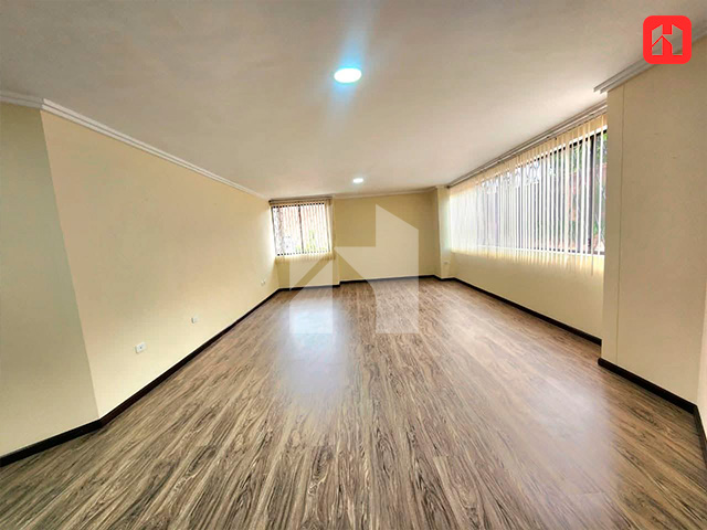 Rento departamento en Cuenca – Sector Av. Paucarbamba (AR4152)