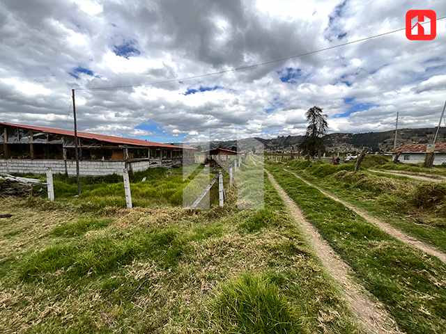 Vendo terreno plano en Cuenca sector entrada Tarqui (ST4131)