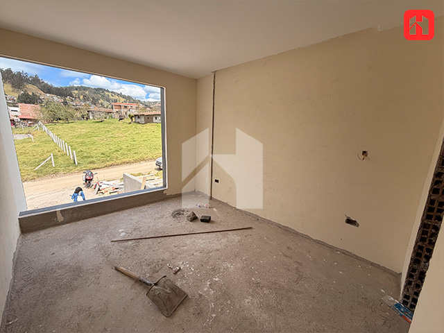 Vendo casa en Cuenca – Sector Baños. Aplica al Crédito Miti Miti (CV4141)