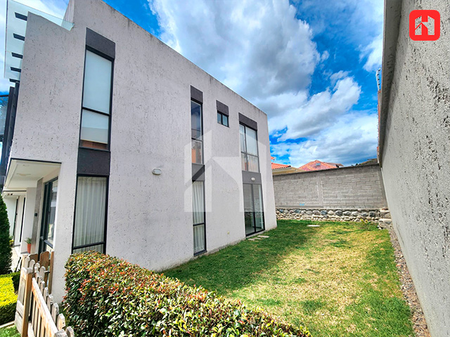Vendo casa en Cuenca – Sector Challuabamba (CV4153)
