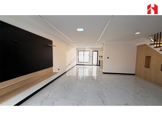 Vendo casa en Cuenca sector Mall de Racar (CV3983)