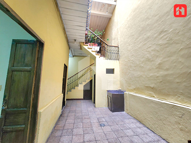 Vendo Casa Comercial en Cuenca – Sector Centro Histórico (CC4138)