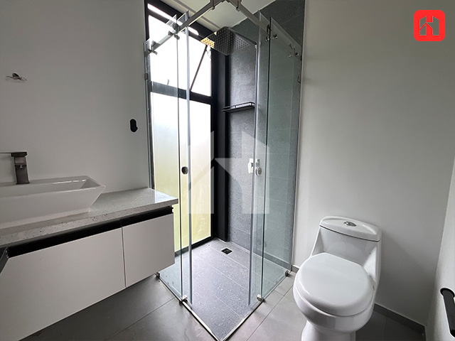 Vendo Casa en condominio en Baguanchi. Aplica crédito Miti Miti (CV4148)