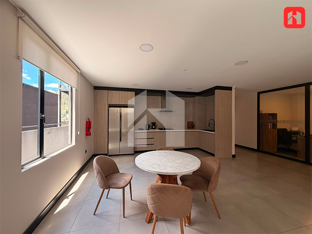 Rento local comercial en Cuenca – Sector Narancay (AR4154)