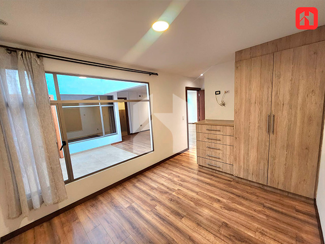 Rento departamento en Cuenca – Sector Primero de Mayo. (AR4150)