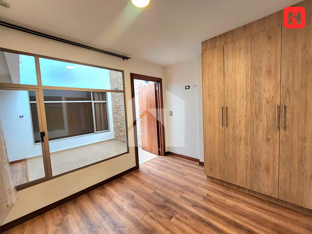 Rento departamento en Cuenca – Sector Primero de Mayo. (AR4150)