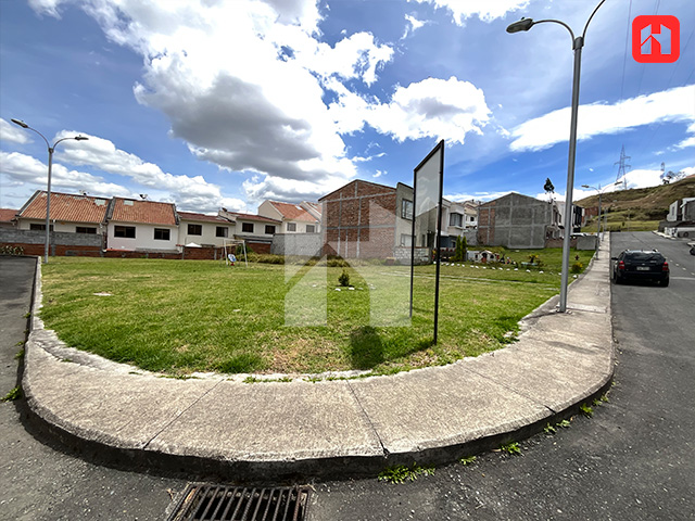 Vendo terreno en Cuenca sector Baguanchi (ST4147)