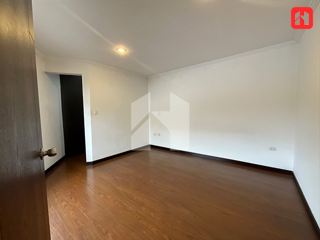 Vendo Casa Rentera en Cuenca Sector los Cerezos (CC4145)