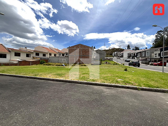 Vendo terreno en Cuenca sector Baguanchi (ST4147)