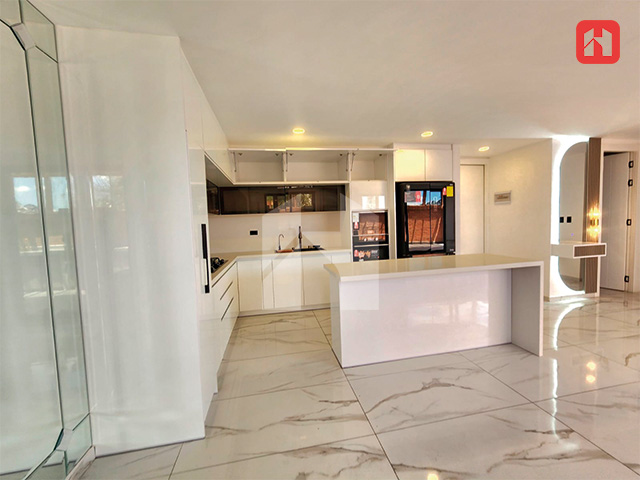 Arriendo departamento de lujo – sector El Batán (AR4174D)
