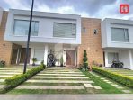Vendo casa en Cuenca – sector Av.1ero de Mayo en urbanización privada (CV4183D)