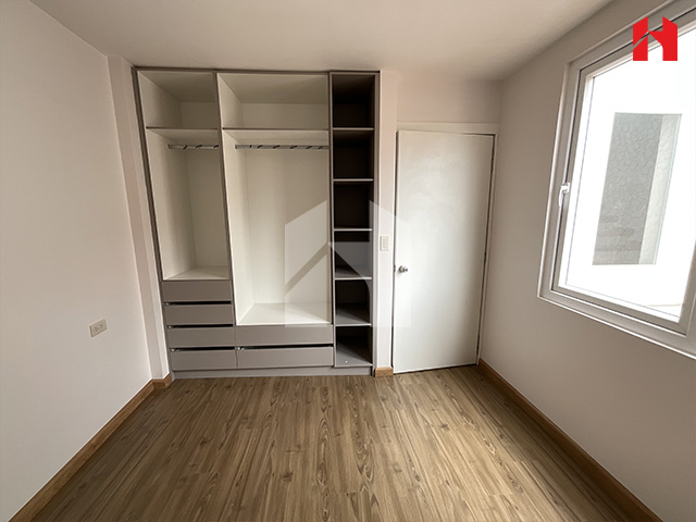 Vendo casa en Cuenca – Sector Los Cerezos- Crédito Miti Miti (CV3877)
