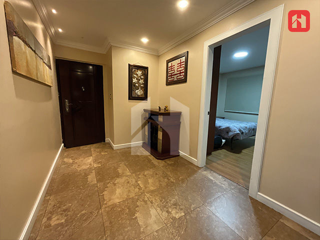 Arriendo en Cuenca Departamento amoblado– Sector Av. 12 de Octubre (AR4160)