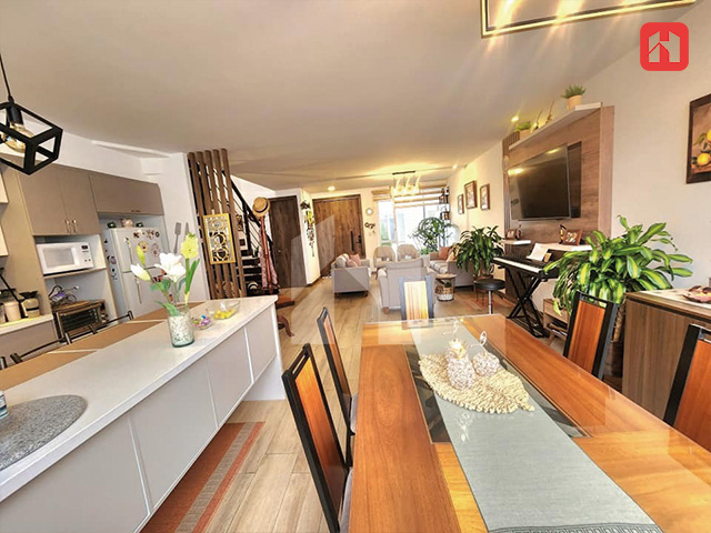 Vendo casa en Cuenca – sector Av.1ero de Mayo en urbanización privada (CV4183D)