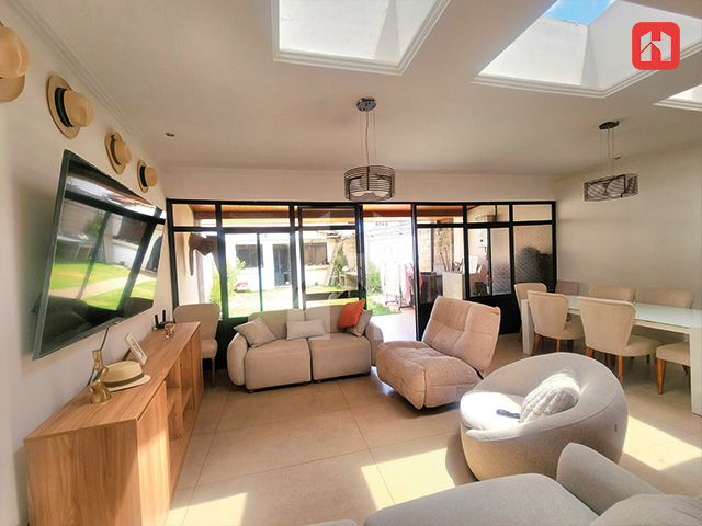 Vendo casa en Cuenca – sector Av. Gonzáles Suárez/Gran Aki (CV4182D)
