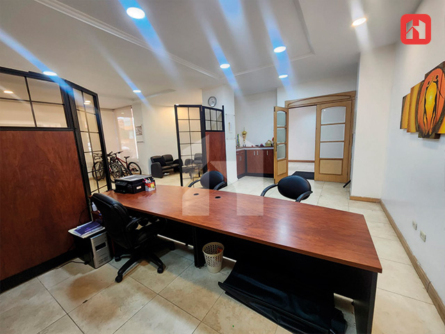 Arriendo Oficina en Cuenca – sector Ordoñez Lasso (AR4178D)