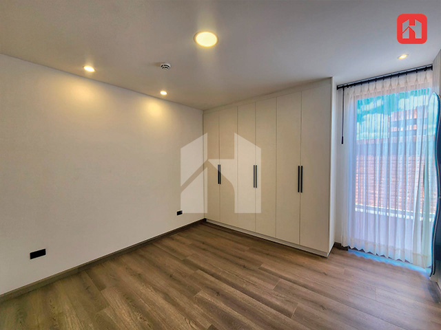 Arriendo departamento de lujo – sector El Batán (AR4174D)