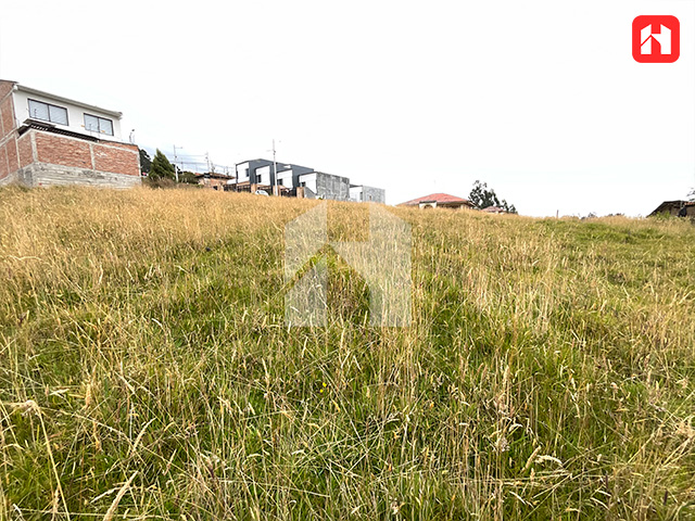 Vendo terreno plano ideal para condominio en Cuenca-sector Racar (ST4157)